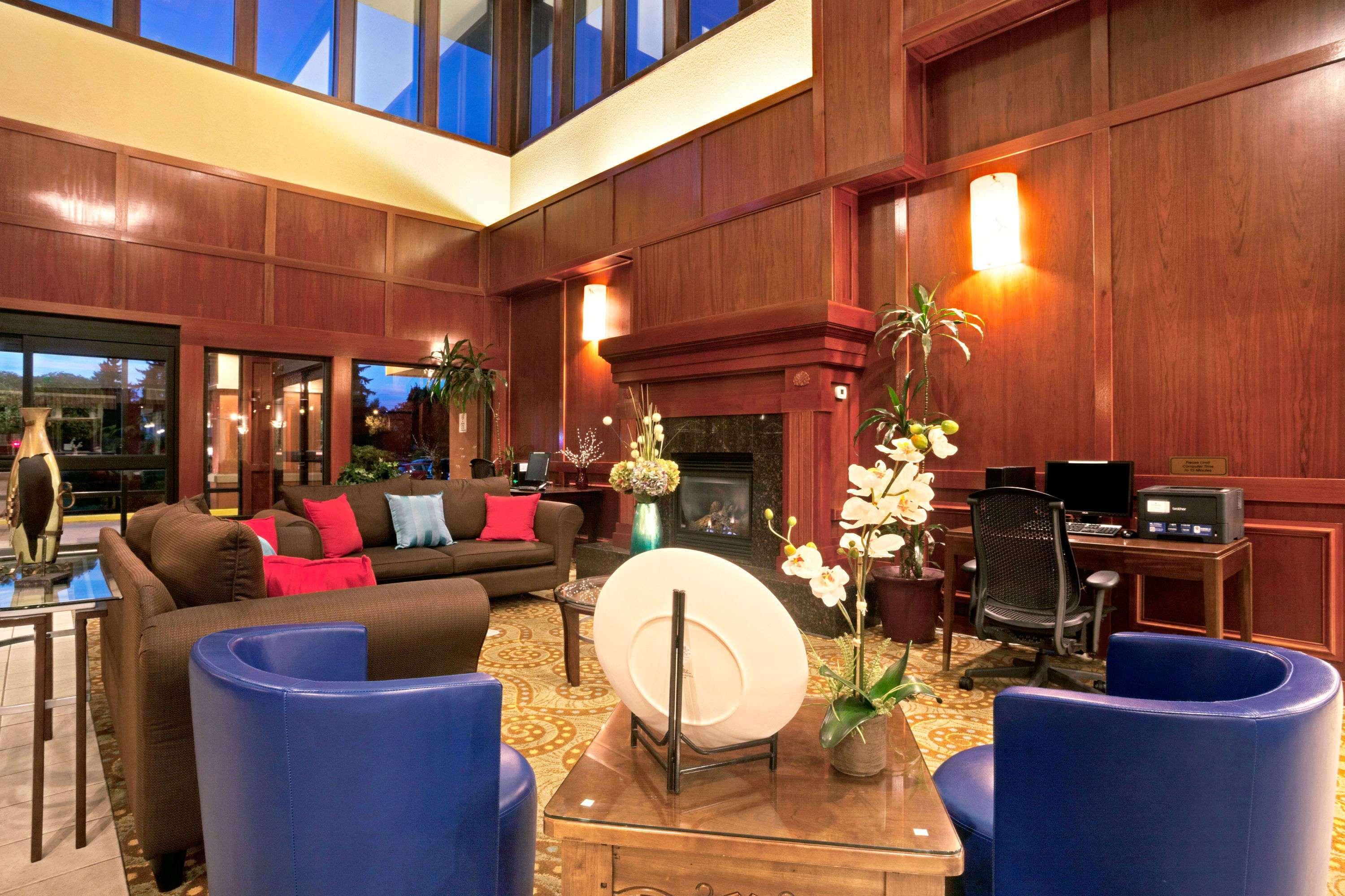 Ramada By Wyndham Tukwila Southcenter Hotel Kültér fotó