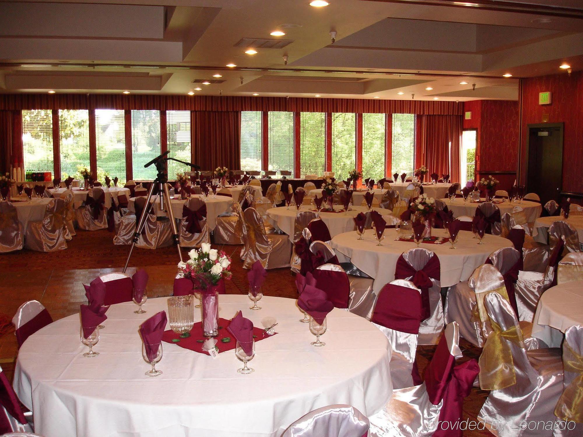 Ramada By Wyndham Tukwila Southcenter Hotel Étterem fotó