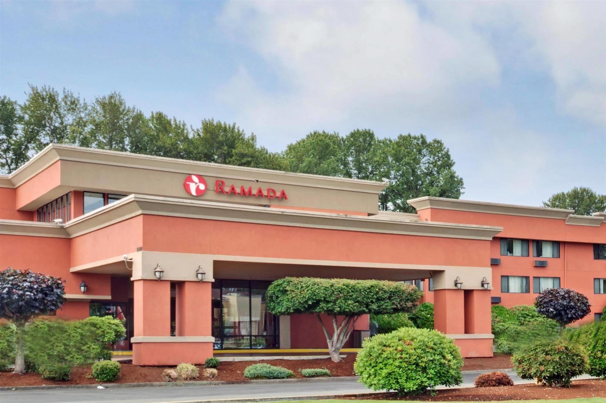 Ramada By Wyndham Tukwila Southcenter Hotel Kültér fotó